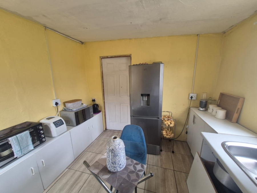 2 Bedroom Property for Sale in Kwazakhele Eastern Cape